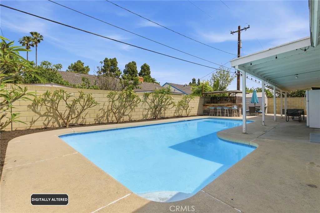 1935 West Chanticleer Road Anaheim, CA 92804 - Photo 23 of 33 Inviting Pool