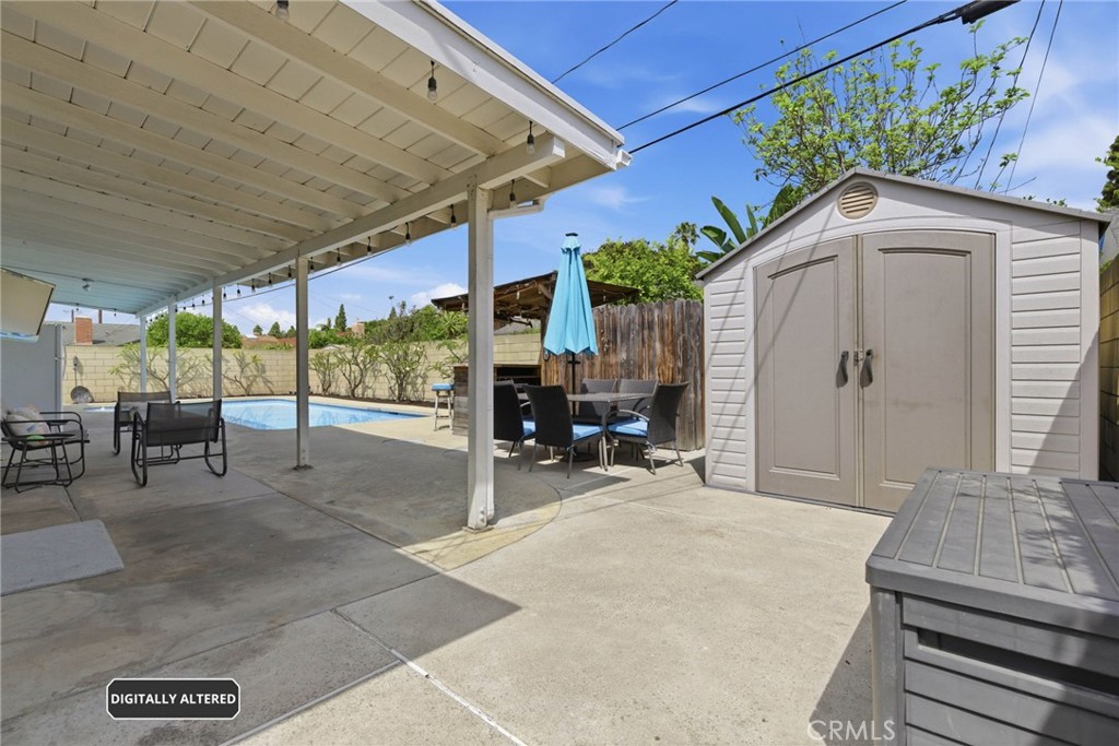 1935 West Chanticleer Road Anaheim, CA 92804 - Photo 29 of 33