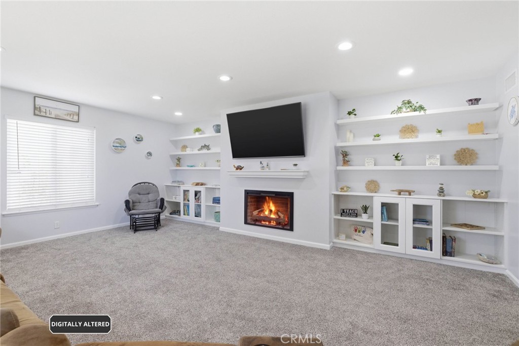 1935 West Chanticleer Road Anaheim, CA 92804 - Photo 5 of 33