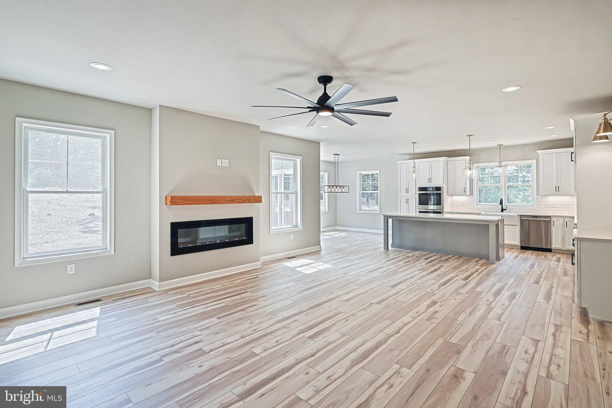 25 South Orchard View Drive Hanover, PA 17331 - Photo 14 of 44 Spacious modern living area with light.