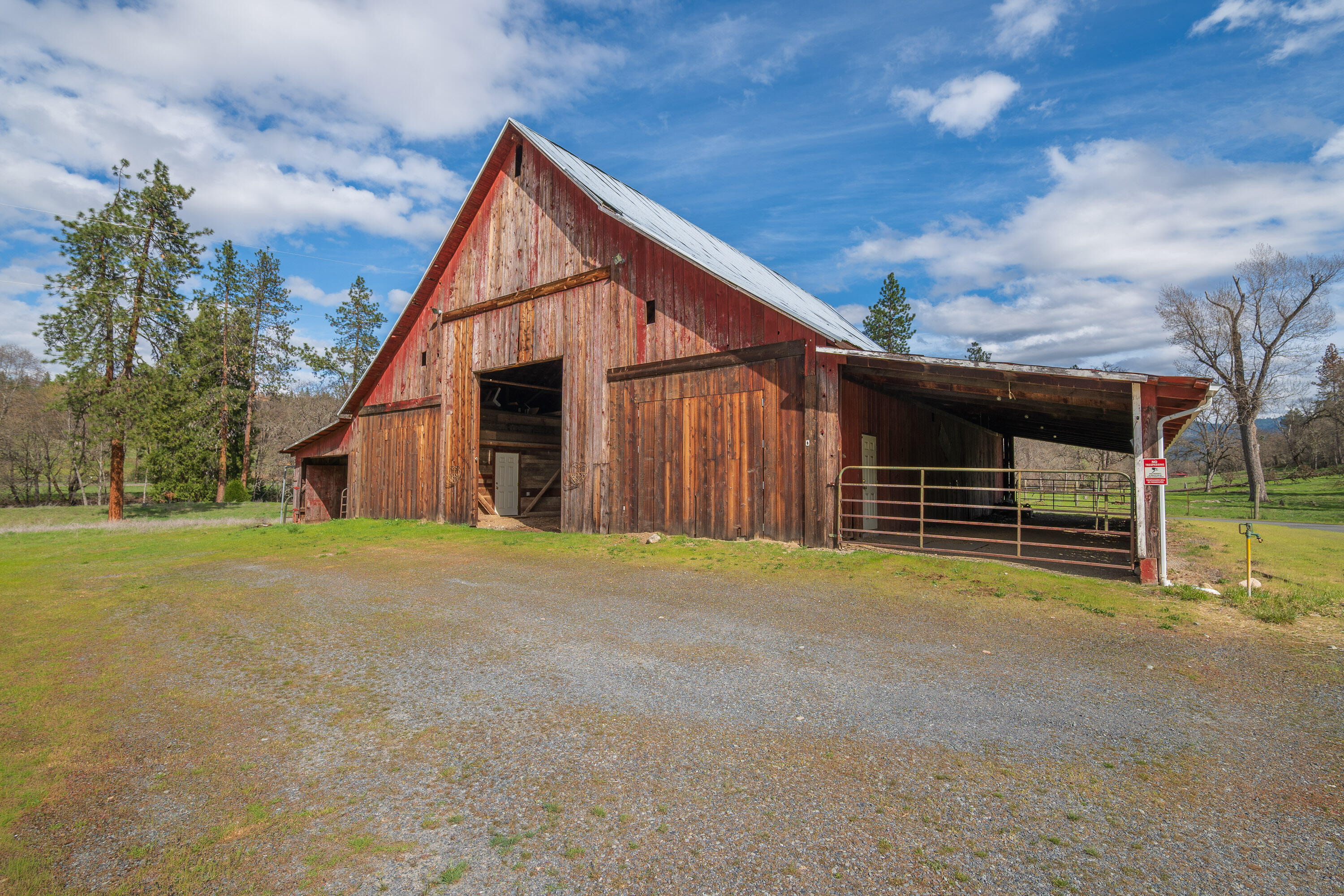 3998 Little Applegate Road Jacksonville, OR 97530 - Photo 61 of 77 3998LittleApplegate70