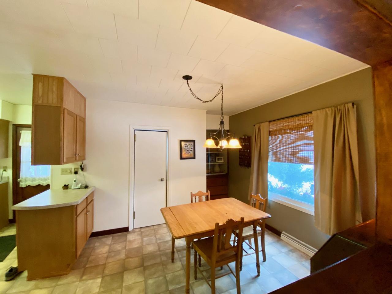 27 East Harvey Street Rhinelander, WI 54501 - Photo 8 of 24 Gallery Image 8