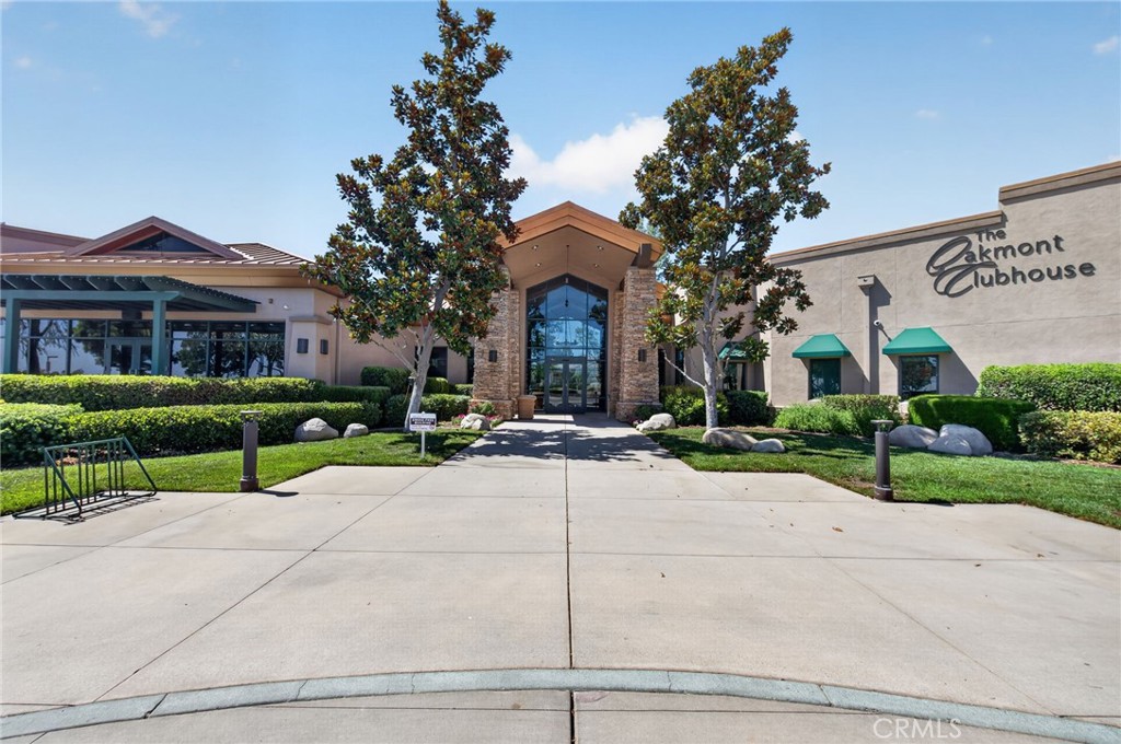 1727 Brittney Road Beaumont, CA 92223 - Photo 39 of 54 Clubhouse Entrance