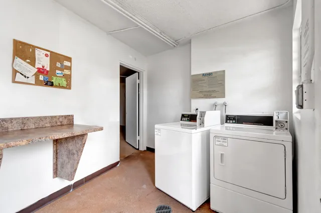 $1,400 | 4050 Cornwall C, Boca Raton, FL 33434