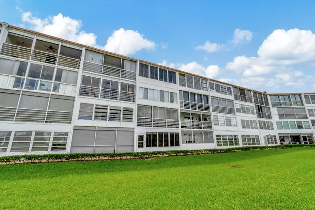 $1,400 | 4050 Cornwall C, Boca Raton, FL 33434