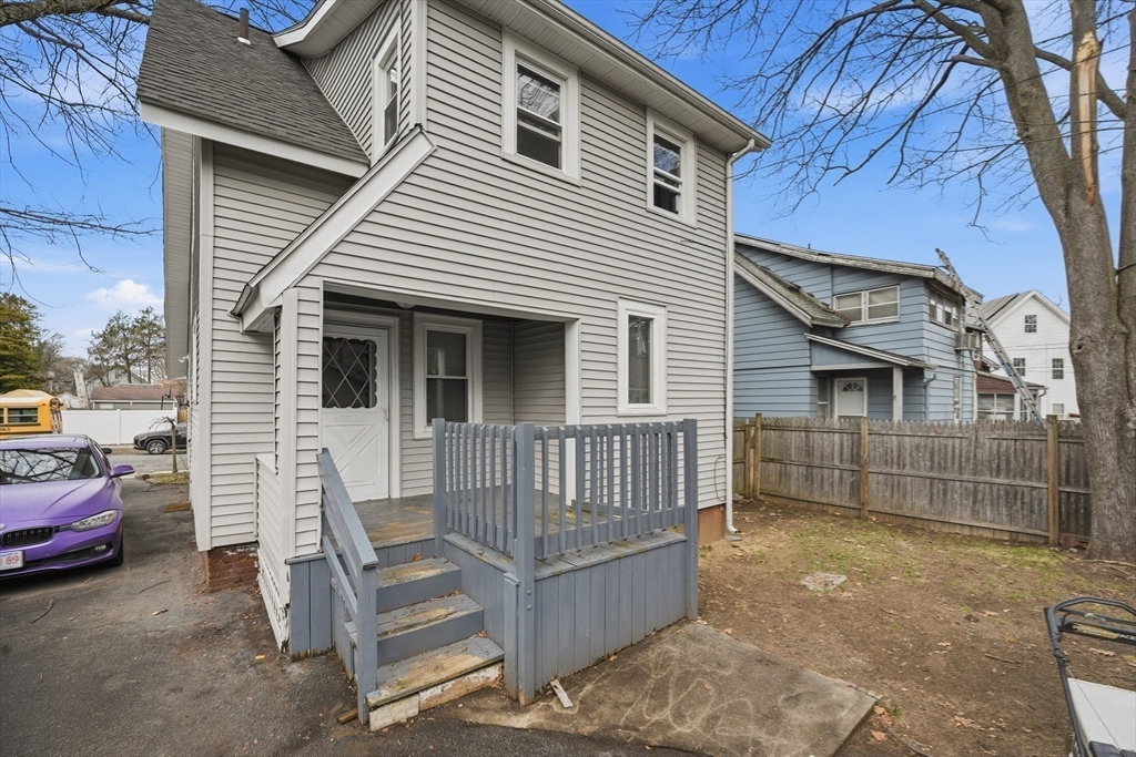 115 Pasadena Street Springfield, MA 01108 - Photo 32 of 34
