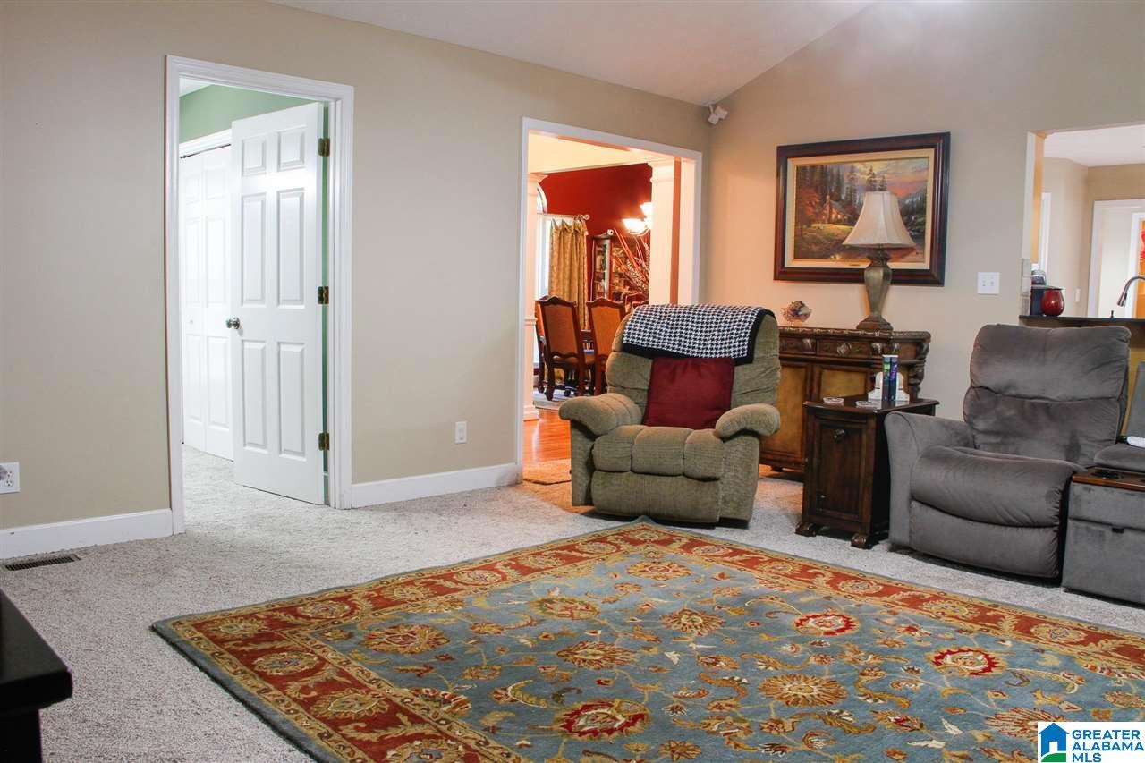 136 Meadow Glen Drive Jacksonville, AL 36265 - Photo 7 of 42