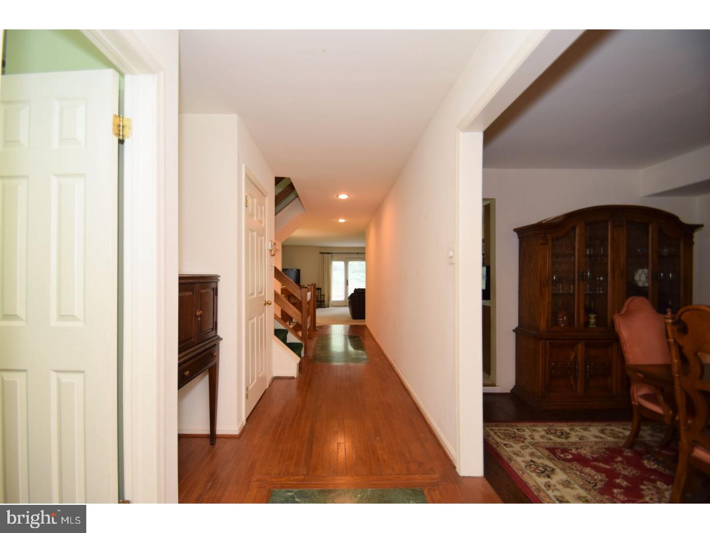 27 Main Street Wayne, PA 19087 - Photo 3 of 23 Hallway