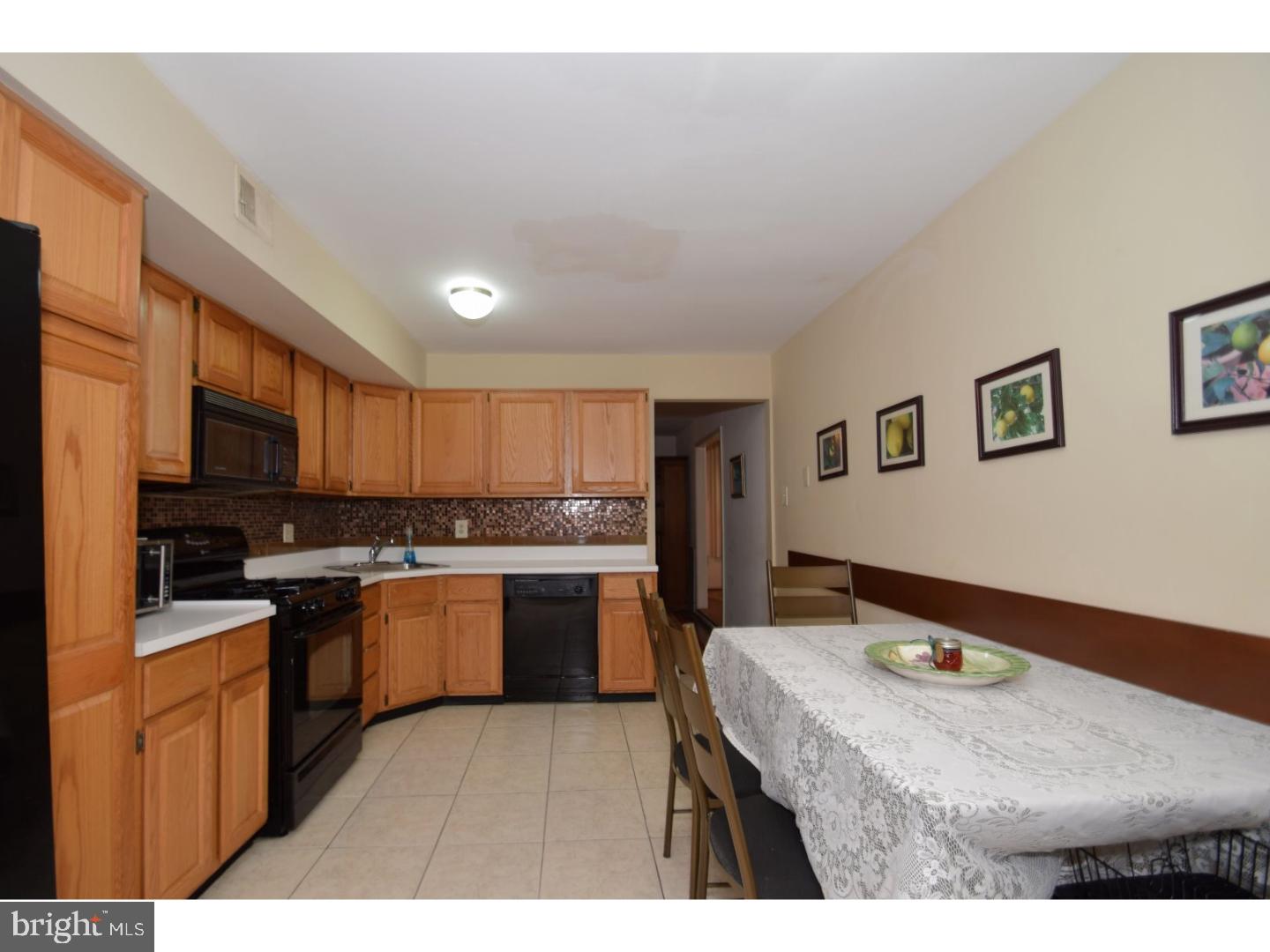 27 Main Street Wayne, PA 19087 - Photo 9 of 23 Kitchen