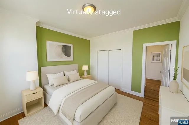 $369,900 | 372 Communipaw Avenue, Unit 4, Jersey City, NJ 07304