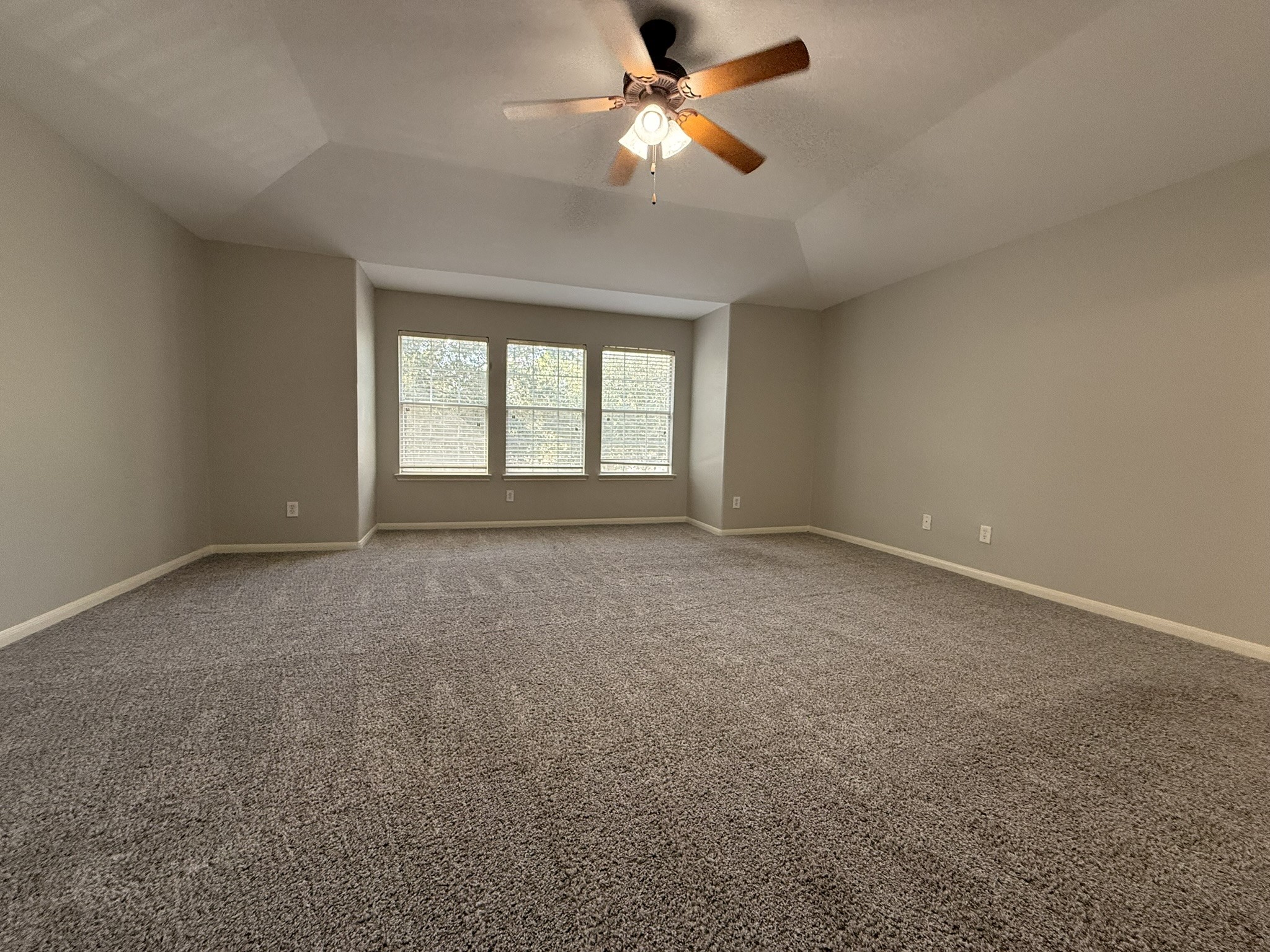 23610 Hidden Maple Drive Spring, TX 77373 - Photo 8 of 14 Primary bedroom suite