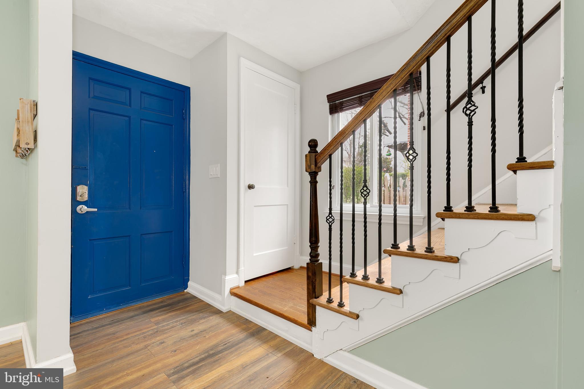 9613 Dilston Road Silver Spring, MD 20903 - Photo 3 of 27 Gallery Image 3