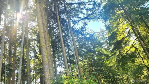 $120,000 | 1976 North Boon Road, Oak Harbor, WA 98277