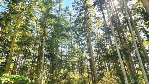 $120,000 | 1976 North Boon Road, Oak Harbor, WA 98277