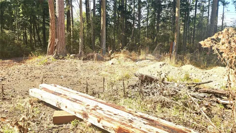 $120,000 | 1976 North Boon Road, Oak Harbor, WA 98277