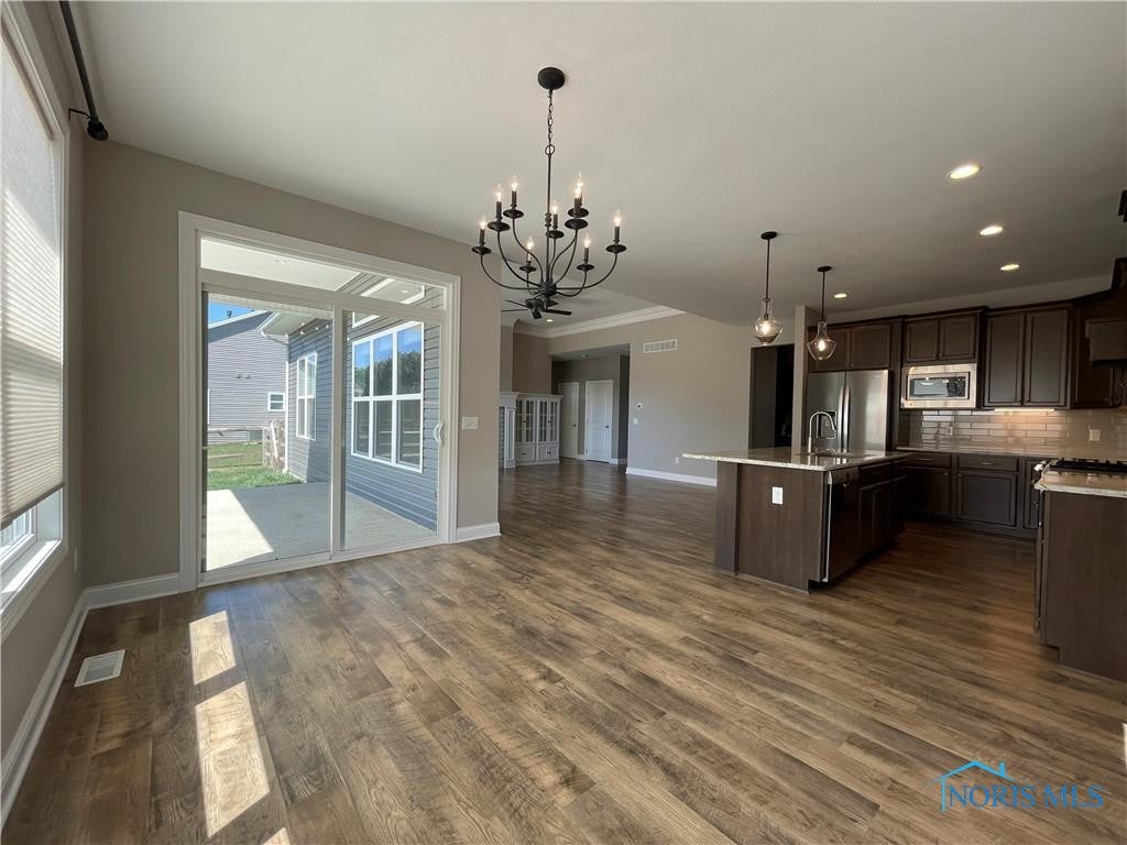 9559 Rockingham Drive Whitehouse, OH 43571 - Photo 9 of 37 Gallery Image 9