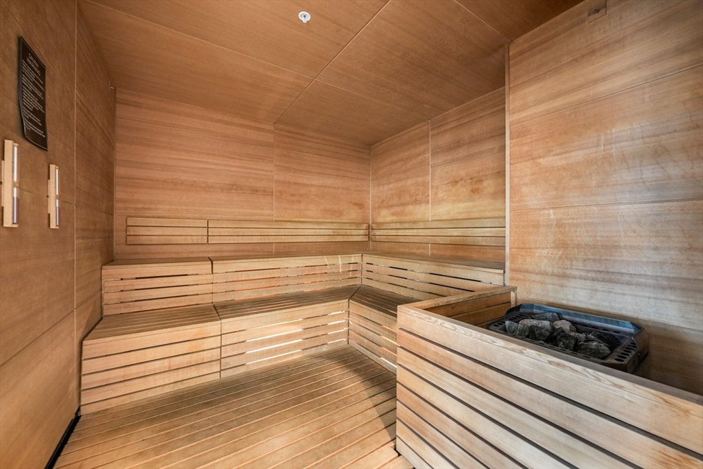 380 Harrison Avenue, Unit 14G Boston, MA 02118 - Photo 31 of 40