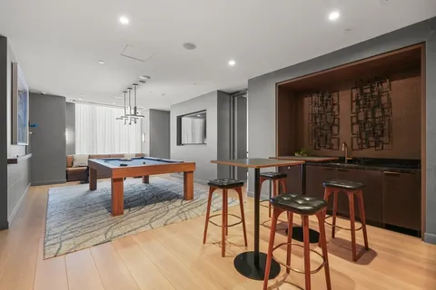 $3,099,000 | 380 Harrison Avenue, Unit 14G, Boston, MA 02118