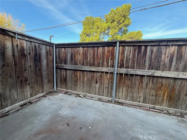 $389,000 | 16595 Upland Avenue, Unit E, Fontana, CA 92335