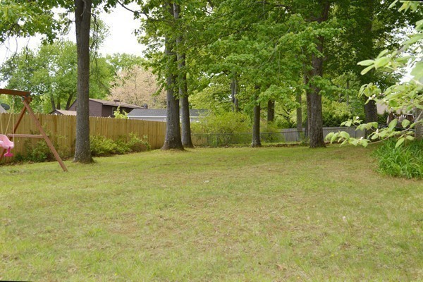 149 Hadley Street Springfield, MA 01118 - Photo 26 of 30