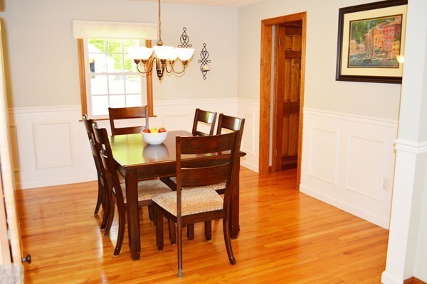 149 Hadley Street Springfield, MA 01118 - Photo 10 of 30