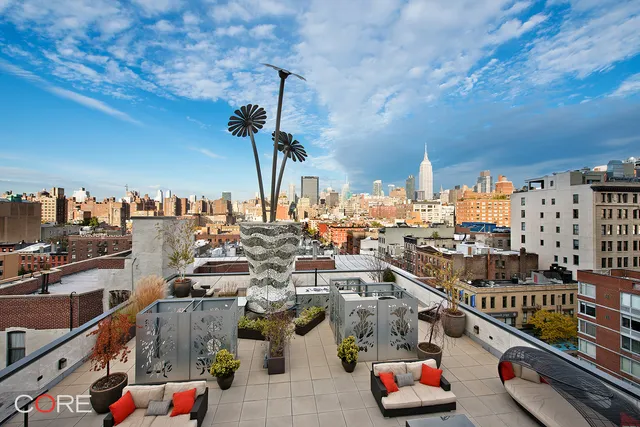 $2,395,000 | 305 West 16th Street, Unit 6E | Chelsea