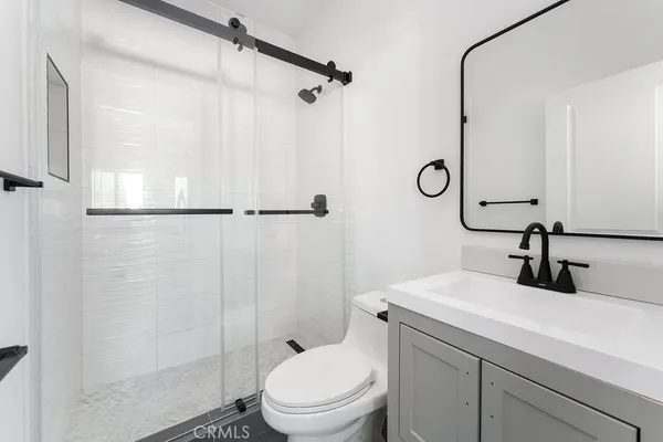 $1,895 | 19950 Archwood Street, Winnetka, CA 91306
