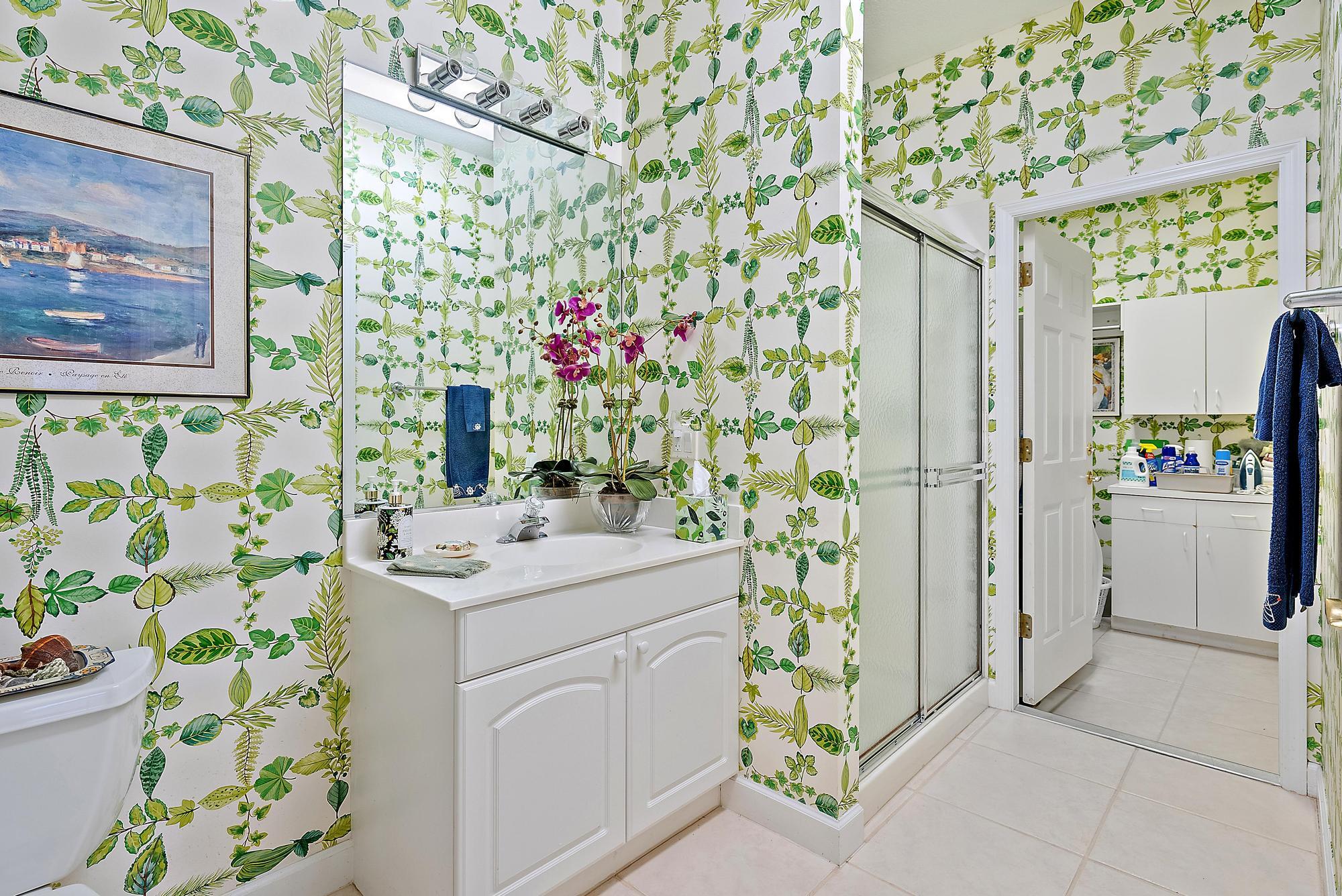 8157 Southeast Double Tree Drive Hobe Sound, FL 33455 - Photo 24 of 46 Bathroom 3