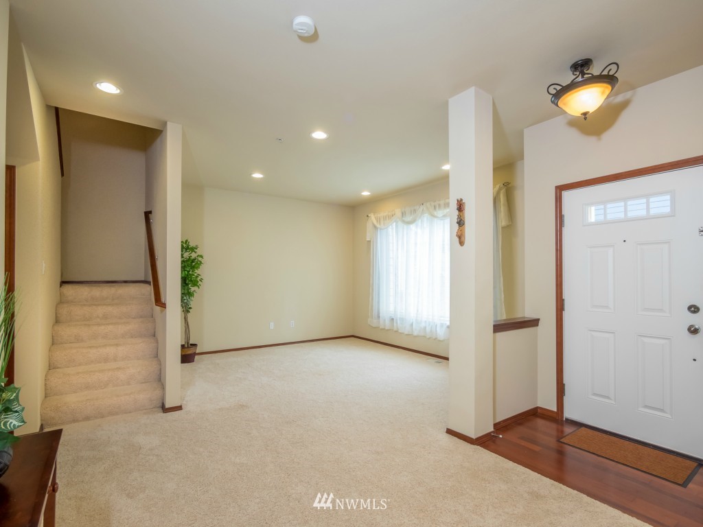 21607 10th Court Southeast Bothell, WA 98021 - Photo 3 of 25