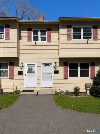 $229,900 | 101 Ridge Road, Unit 5, Naugatuck, CT 06770