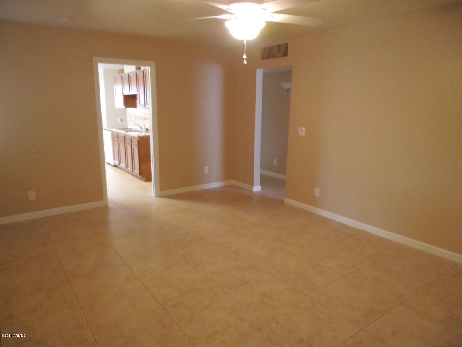 2637 West Lamar Road Phoenix, AZ 85017 - Photo 11 of 28 2014-12-15 14