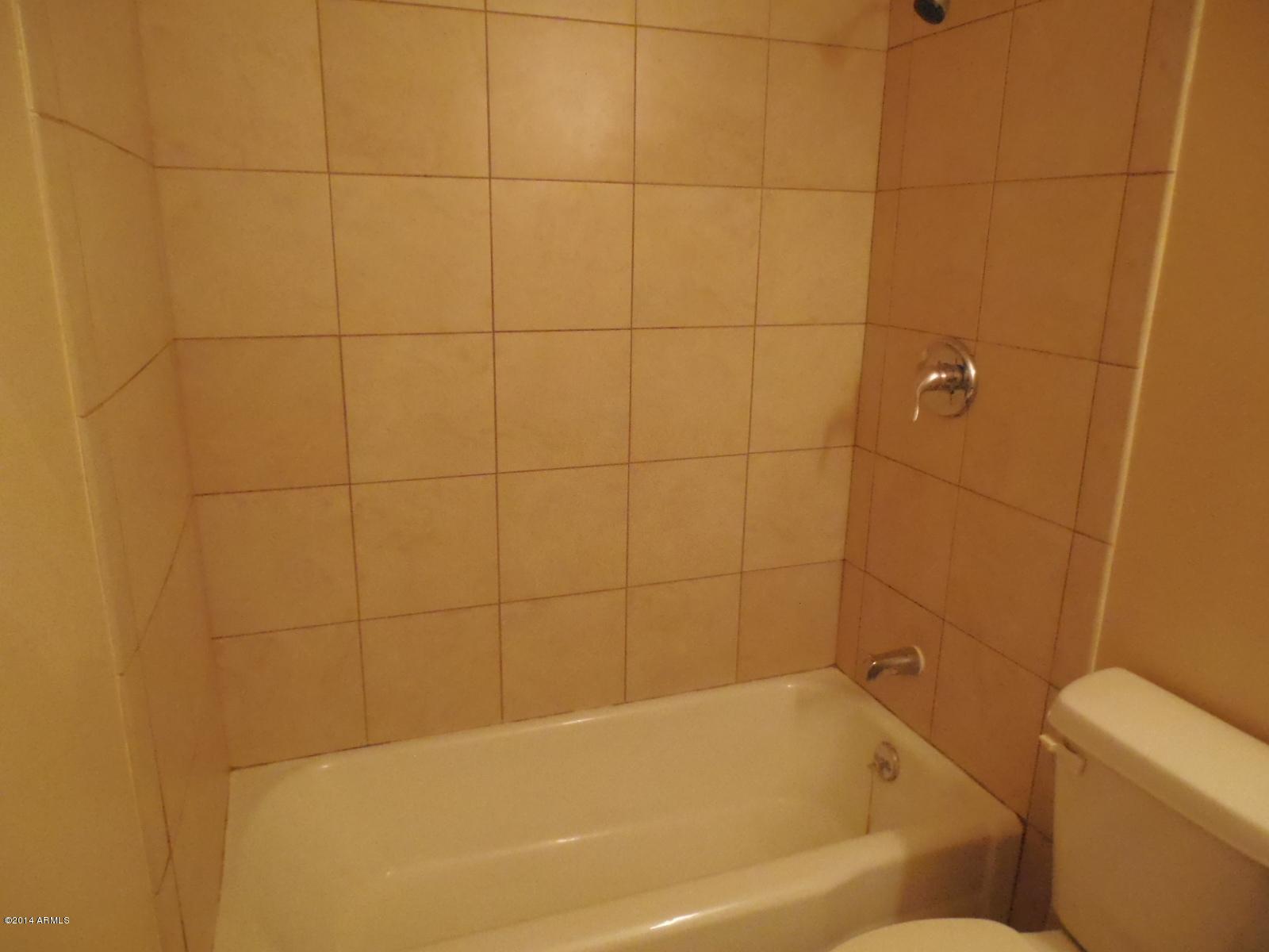 2637 West Lamar Road Phoenix, AZ 85017 - Photo 19 of 28 2014-12-15 14