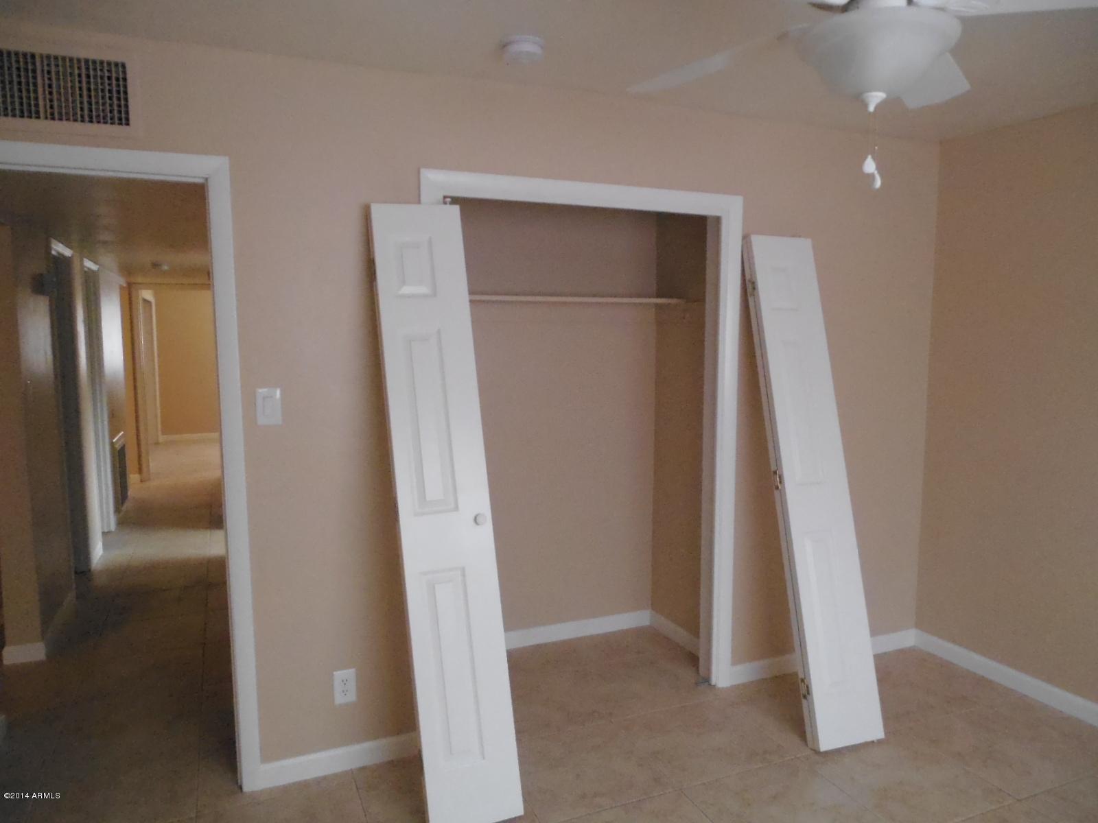 2637 West Lamar Road Phoenix, AZ 85017 - Photo 23 of 28 2014-12-15 14