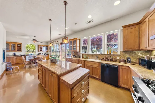 $1,599,000 | 7484 Dusty Lane, Modesto, CA 95357