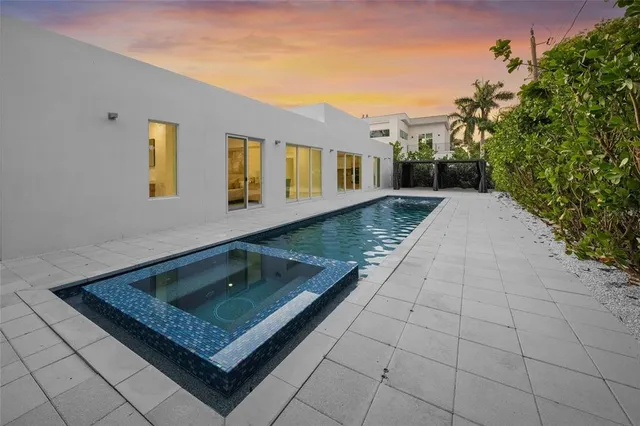 $13,000 | 3500 Bay Shore Road, Sarasota, FL 34234