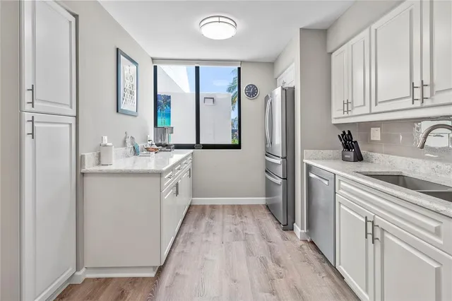 $10,000 | 838 Bayport Way, Unit 838, Longboat Key, FL 34228