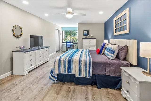 $10,000 | 838 Bayport Way, Unit 838, Longboat Key, FL 34228