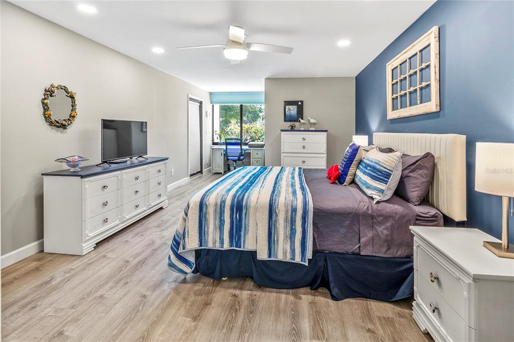 838 Bayport Way, Unit 838 Longboat Key, FL 34228 - Photo 26 of 71