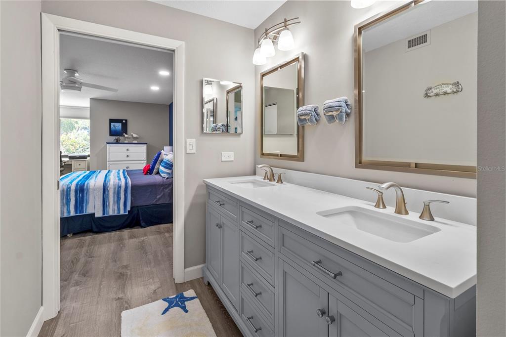 838 Bayport Way, Unit 838 Longboat Key, FL 34228 - Photo 30 of 71