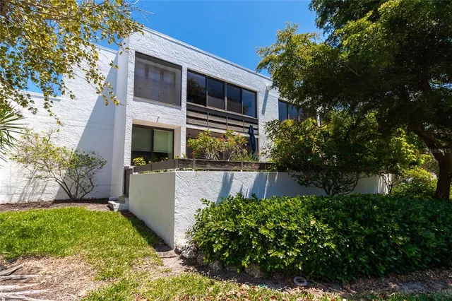 $10,000 | 838 Bayport Way, Unit 838, Longboat Key, FL 34228