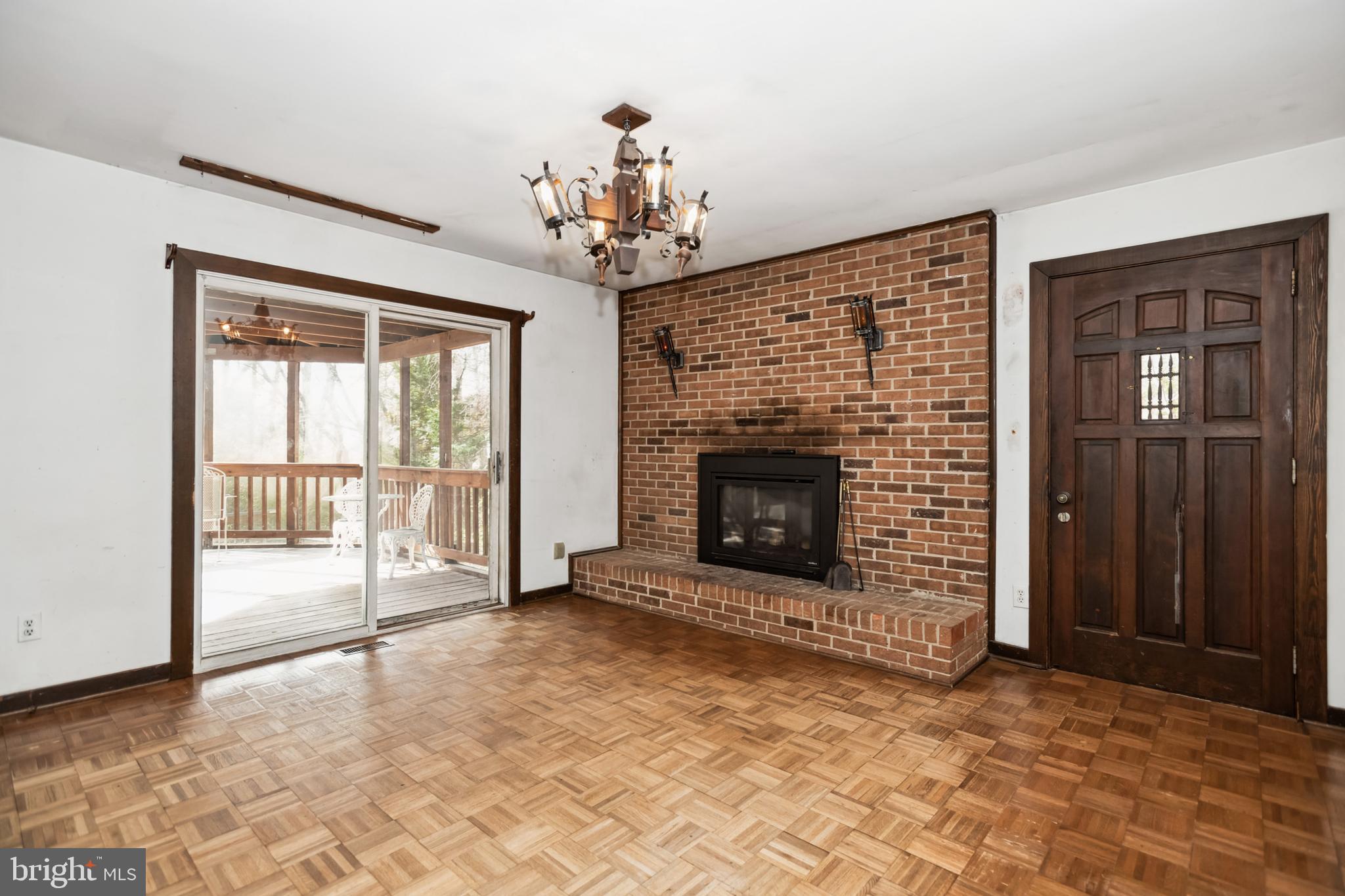 12515 Ox Hunt Road Herndon, VA 20171 - Photo 12 of 37