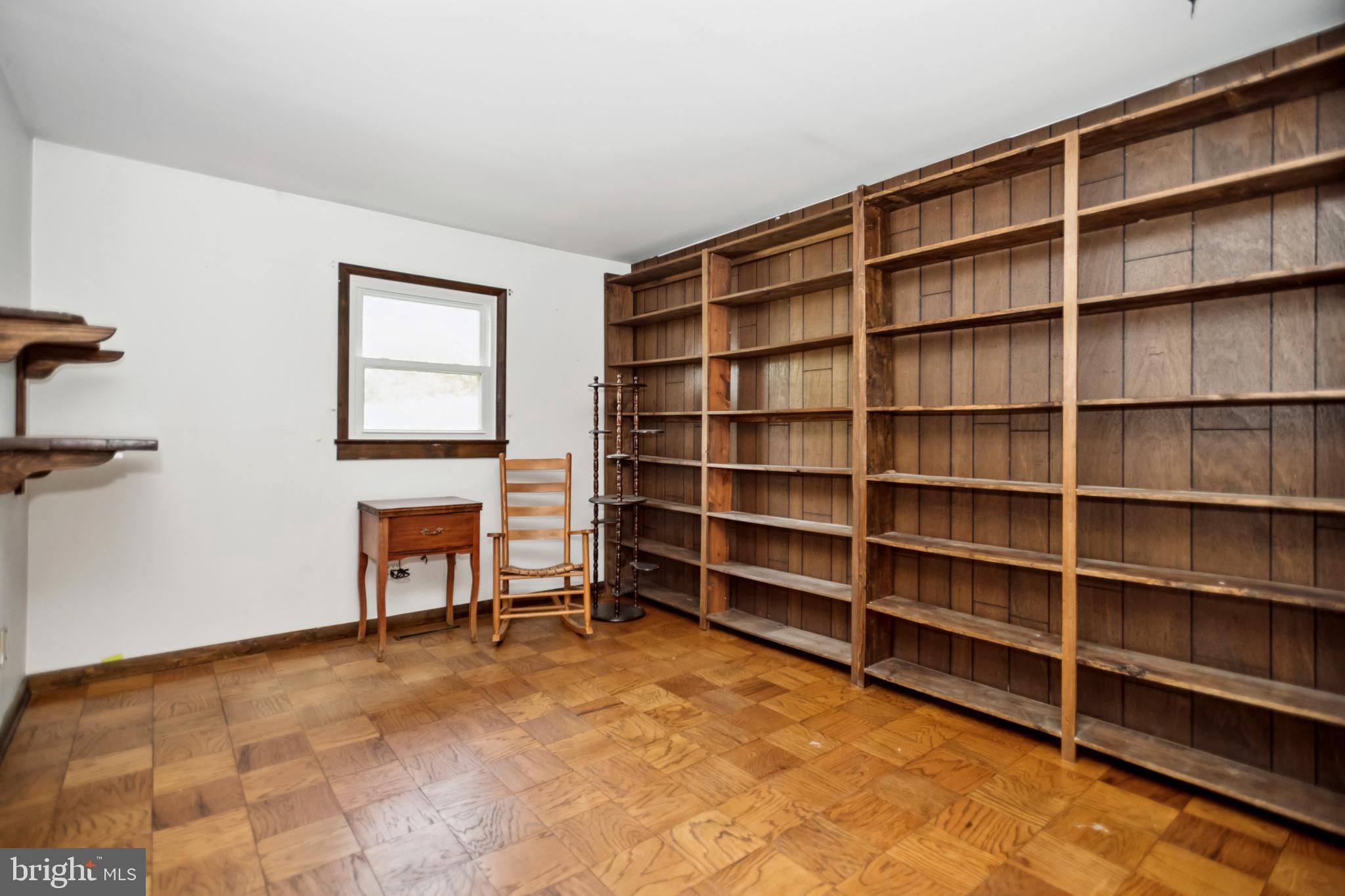 12515 Ox Hunt Road Herndon, VA 20171 - Photo 13 of 37