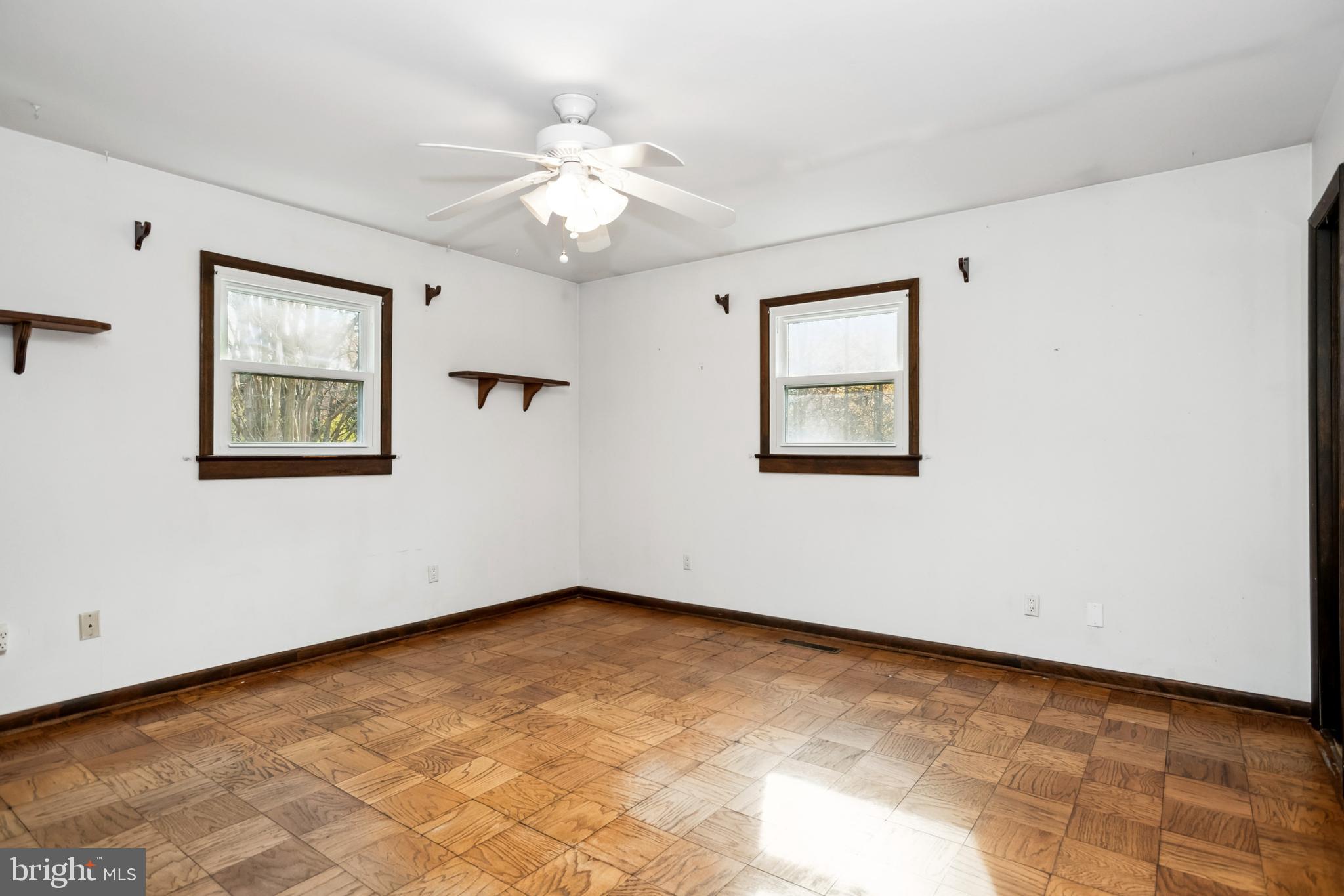 12515 Ox Hunt Road Herndon, VA 20171 - Photo 18 of 37