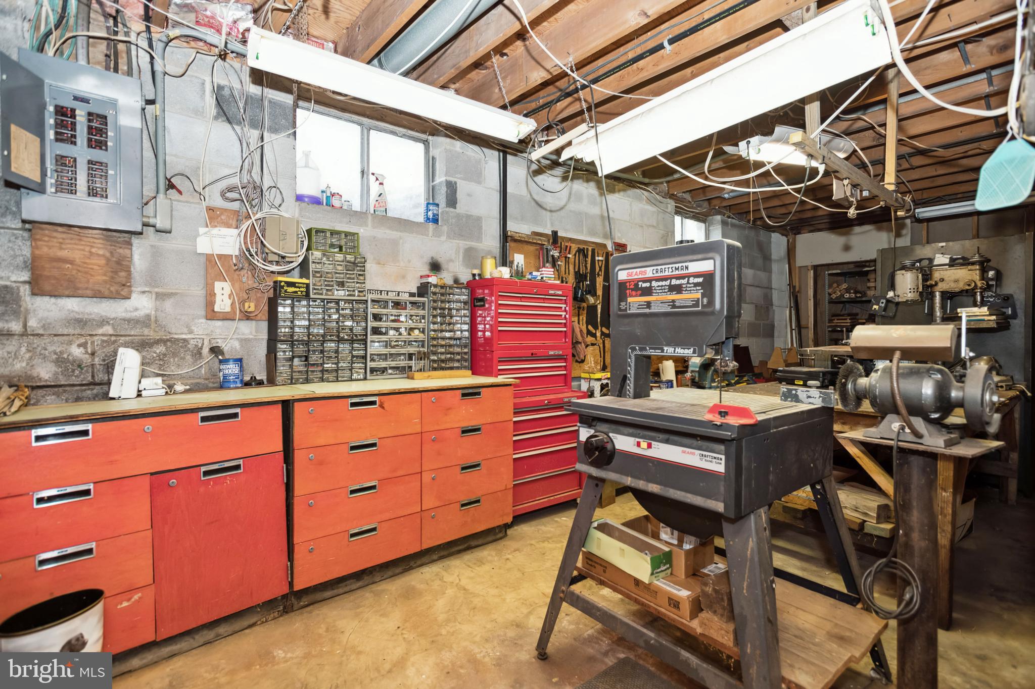 12515 Ox Hunt Road Herndon, VA 20171 - Photo 23 of 37