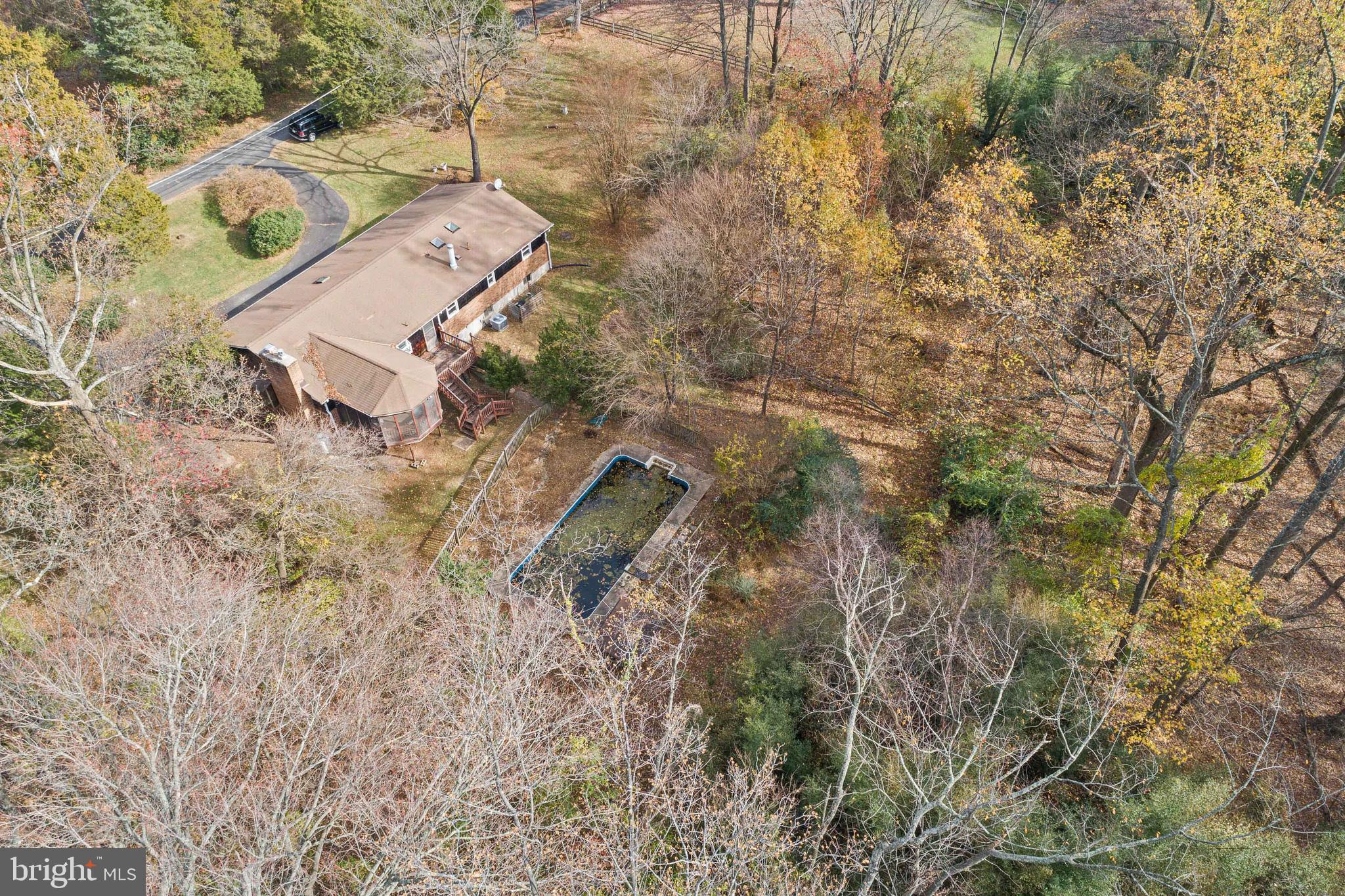 12515 Ox Hunt Road Herndon, VA 20171 - Photo 30 of 37