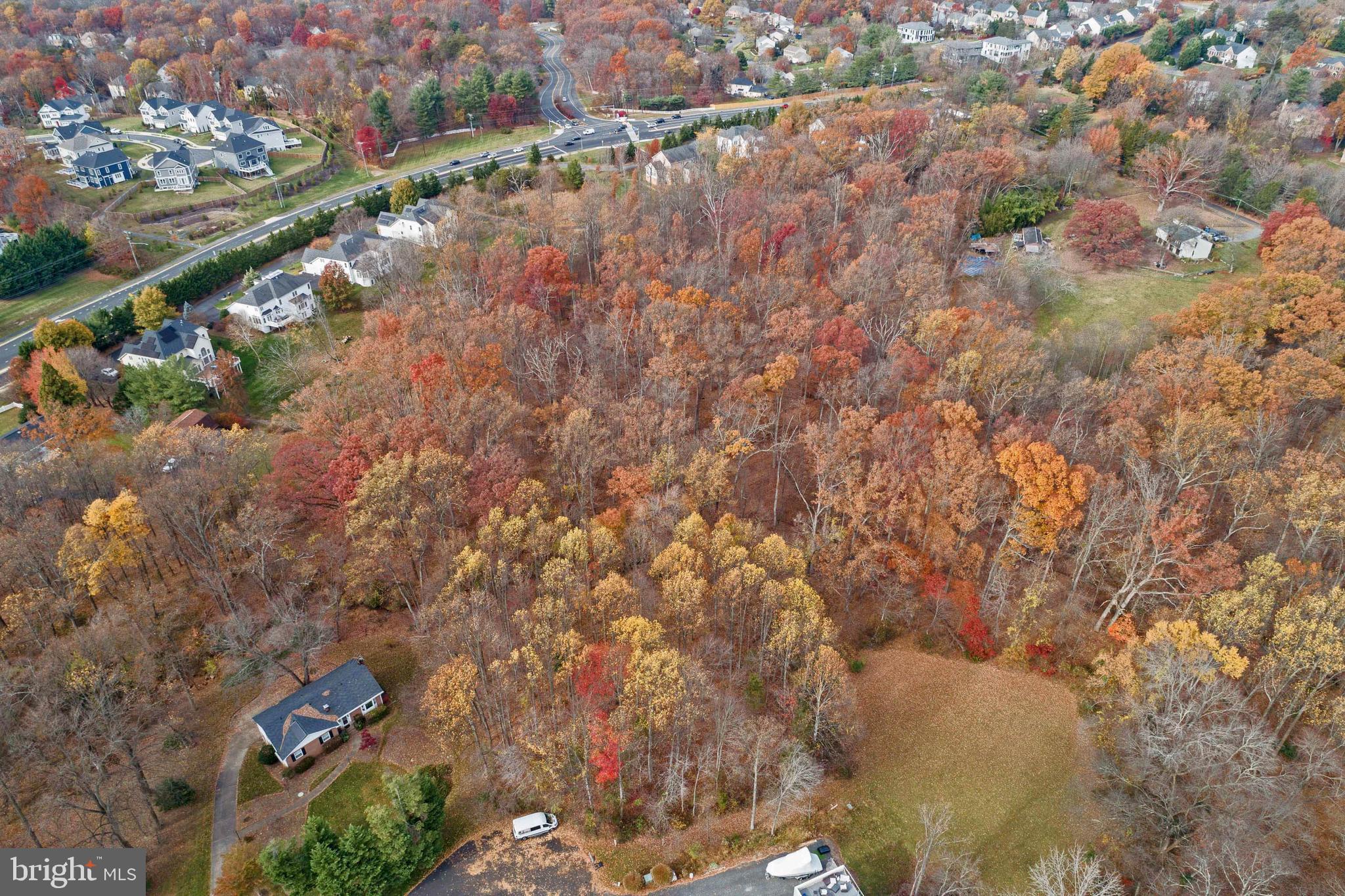 12515 Ox Hunt Road Herndon, VA 20171 - Photo 33 of 37