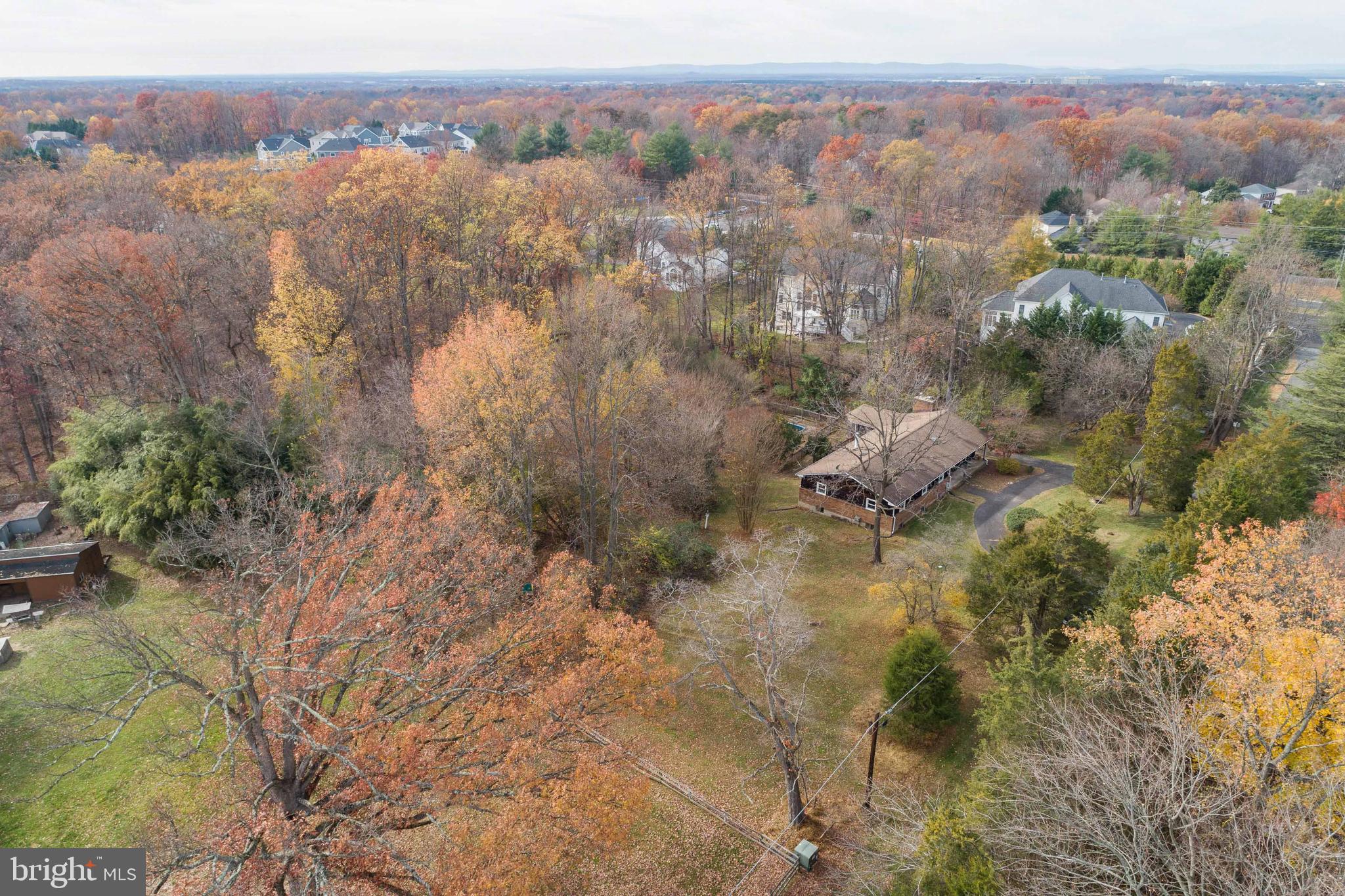 12515 Ox Hunt Road Herndon, VA 20171 - Photo 35 of 37