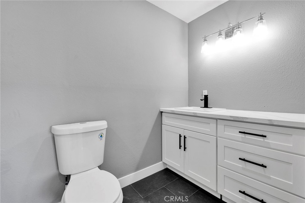 6001 KOA Drive Rialto, CA 92377 - Photo 15 of 20