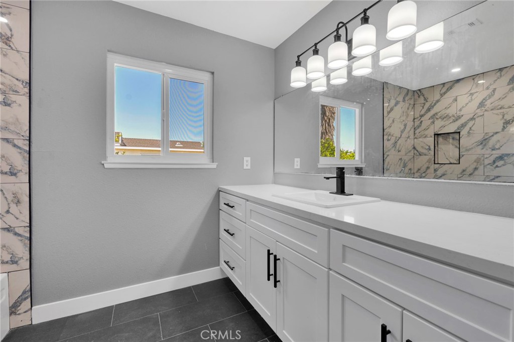 6001 KOA Drive Rialto, CA 92377 - Photo 17 of 20