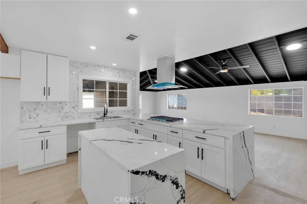 6001 KOA Drive Rialto, CA 92377 - Photo 7 of 20